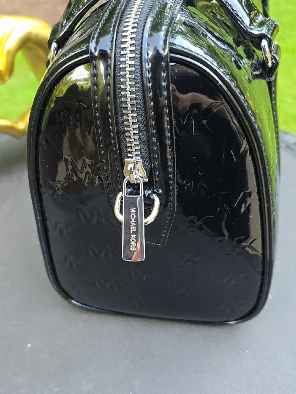 Michael Kors Medium Duffle Satchel 2 Way NWT - Picture 7 of 7